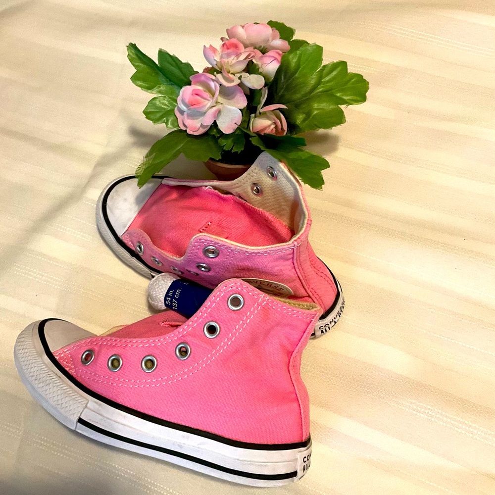 Converse all star sneakers size 11